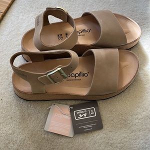 Papillio by Birkenstock Glenda Wedge Sandal - Women's
US Womens 8-8.5 (39)